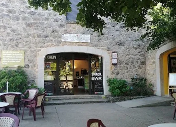 Côté Snack ré ouverture en Avril